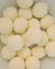 Pompom bolinha 20mm marfim – 10 unidades