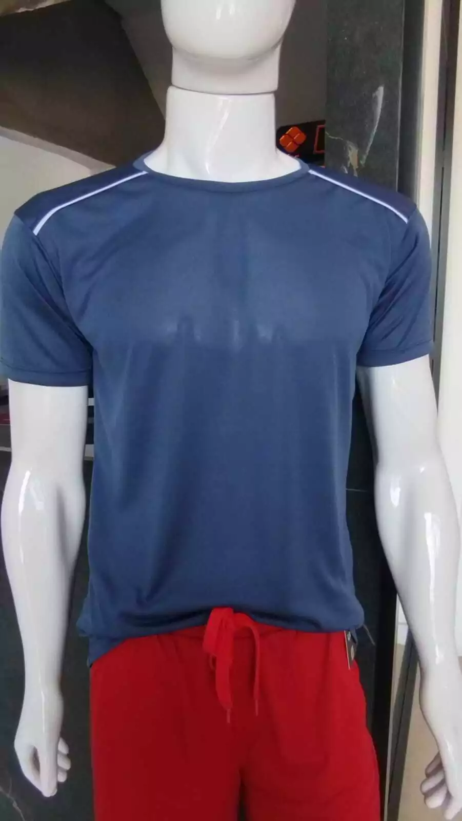 Camiseta Masculina Jhon Azul Marinho