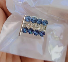 Escarapela banderita con piedras