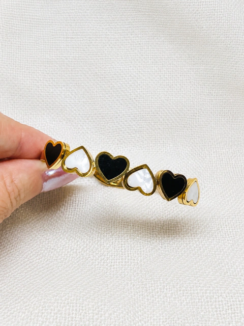 Pulsera rígida de acero dorado