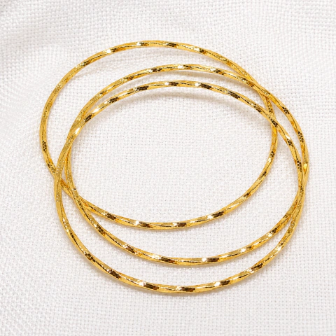 Trio de pulseras de acero
