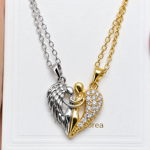 Dúo imantado para pareja con cadena.