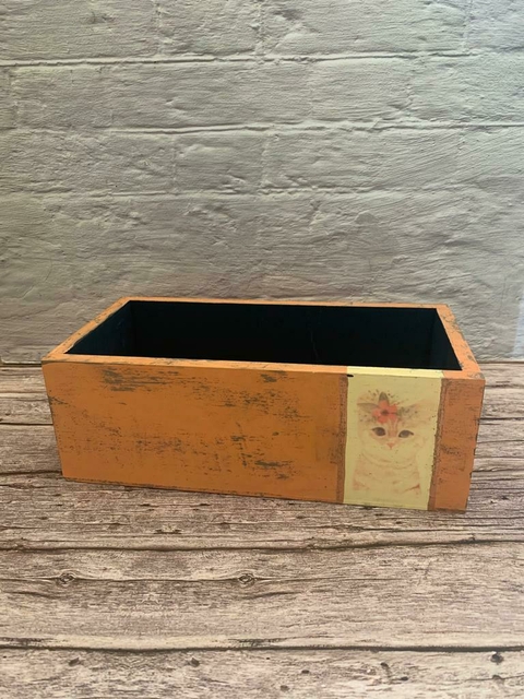 Cajón de madera Gatito