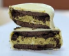 Alfajor keto proteico de pistacho y choco blanco - comprar online