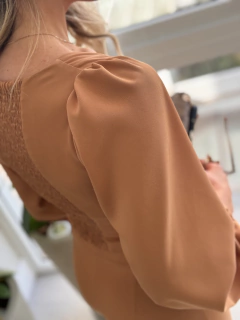 Imagem do Blusa Emily Caramelo