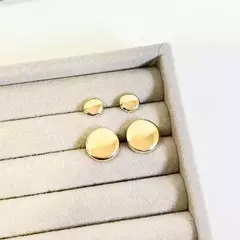 Brinco 8mm Círculo Liso Semijoia Ouro 18K na internet