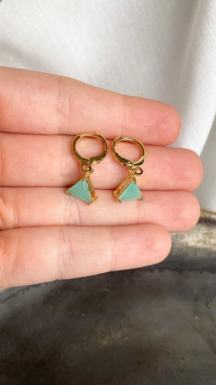 Brinco Triângulo Pendurado - lojaamice