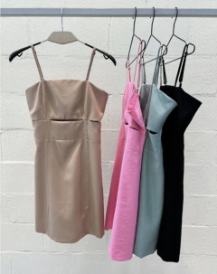 Vestido Dora na internet