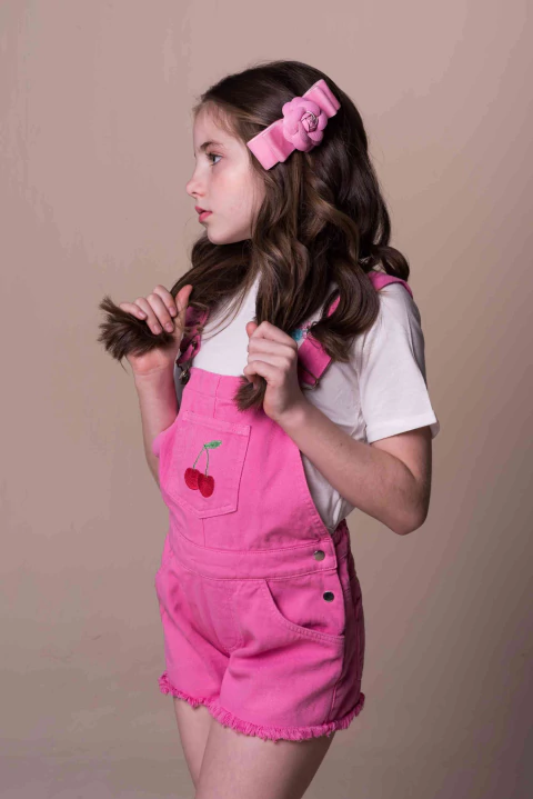 Jardineira Bordado Cereja Rosa