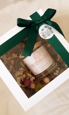 Box Flores secas + vela perfumada - comprar online