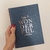CADERNO COLEGIAL 1 MATÉRIA CAMBRIDGE DENIM