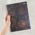 CADERNO COLEGIAL 10 MATÉRIAS COSMOS FORONI - Graciosa Presentes