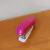 GRAMPEADOR MINI P/ ATÉ 10 FOLHAS C-6 ROSA CIS - Graciosa Presentes