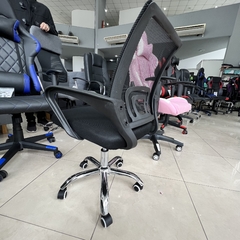 Imagen de Silla de oficina cromada premium - negra