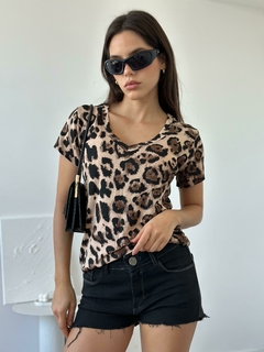 REMERA NAO - Chesmin