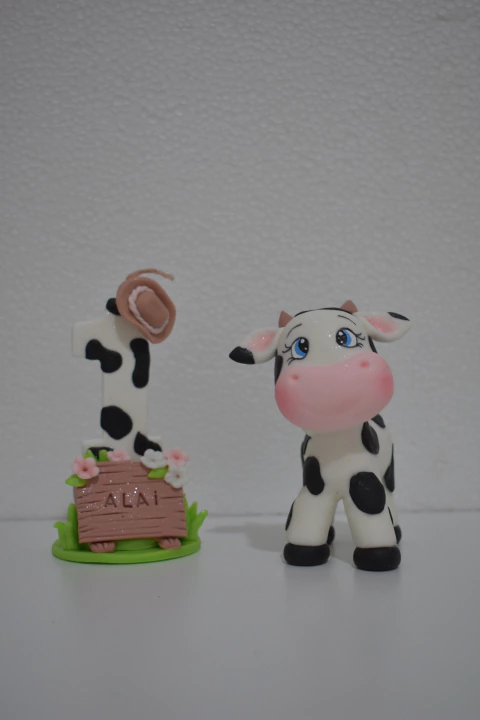 Vaquita con vela número - comprar online