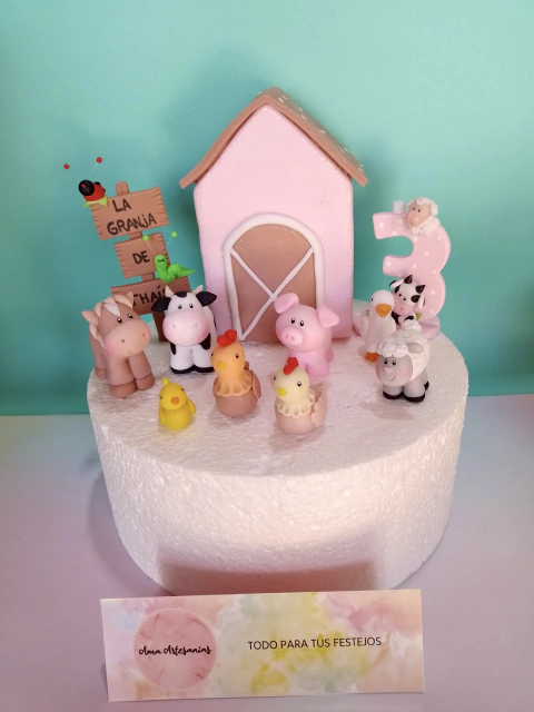 Granja, con cartel, animalitos y número