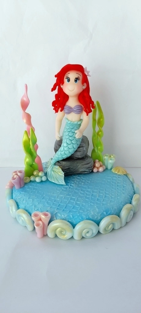 Adorno de torta La sirenita (estilo infantil)