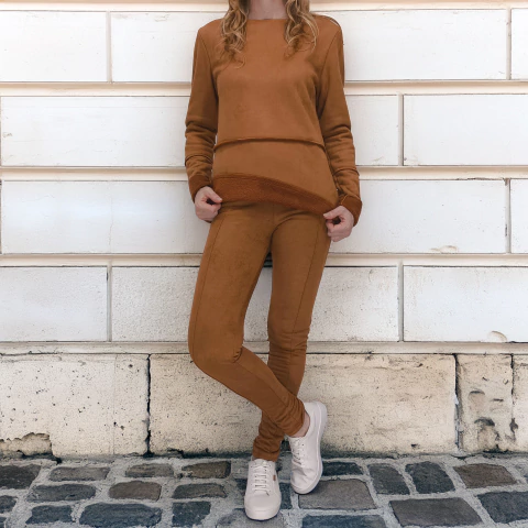 Calça Térmica Suede com Recortes - Caramelo - Lacarve - comprar online