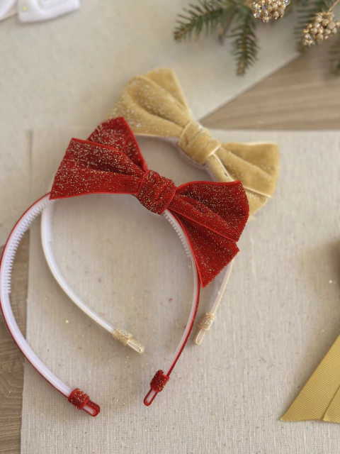 TIARA MIRIAM VELUDO GLITTER