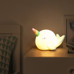Lumino Ballena Unicornio en internet