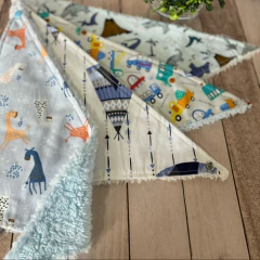 BABERO BANDANA CON CORDERITO X 6 - comprar online