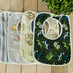 BABEROS CON PLASTICO X 6 en internet