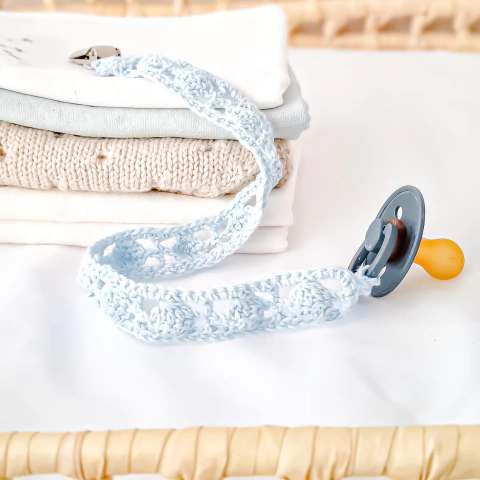 Portachupetes '12 Lunas' Celeste