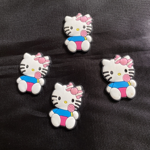 aplique Hello Kitty pra sua peça