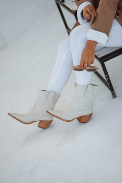 TRIANA CUERO - Becca Shoes