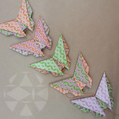 Guirnalda de mariposas x 5 - Octógonos