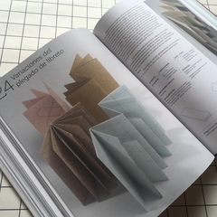 Imagen de Libros, cajas y Curiosidades - Cómo crear objetos ingeniosos de papel - Hedi Kyle
