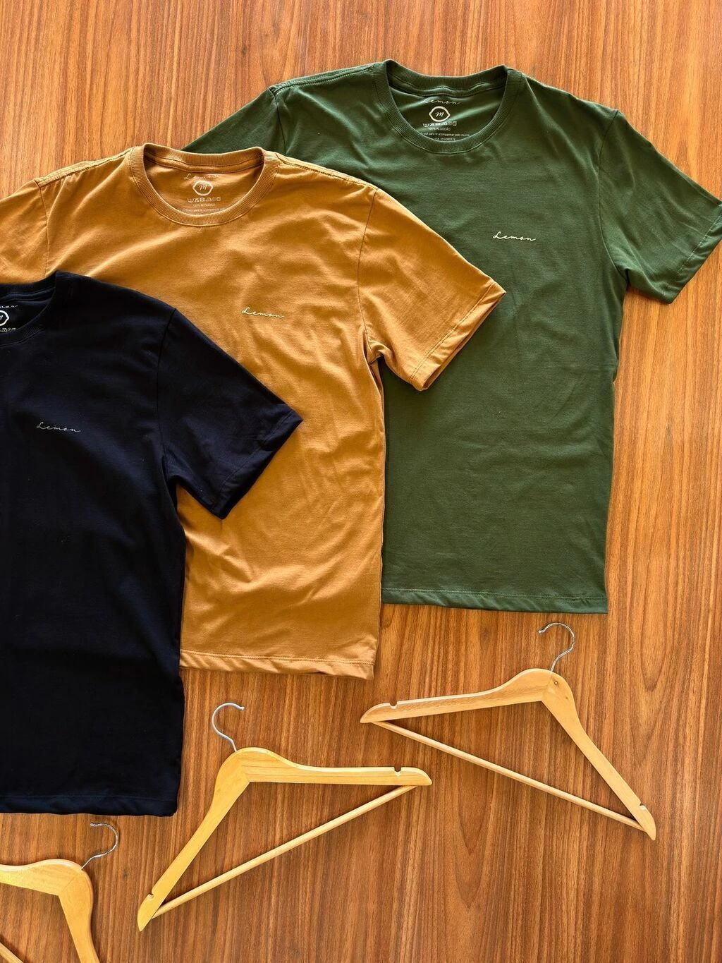COMBO DE 5 T-shirts básicas Lemon Brasil