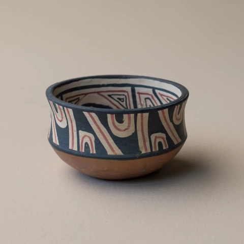Tigela em Cerâmica Marajoara
