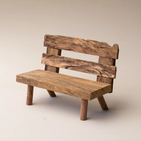 Miniatura Banco de Roça em Madeira