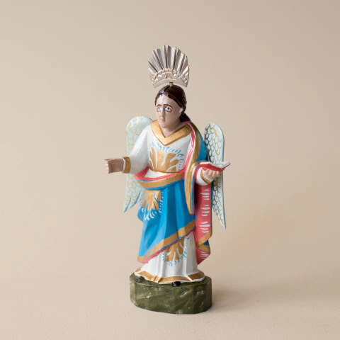 Arcanjo Gabriel em Madeira