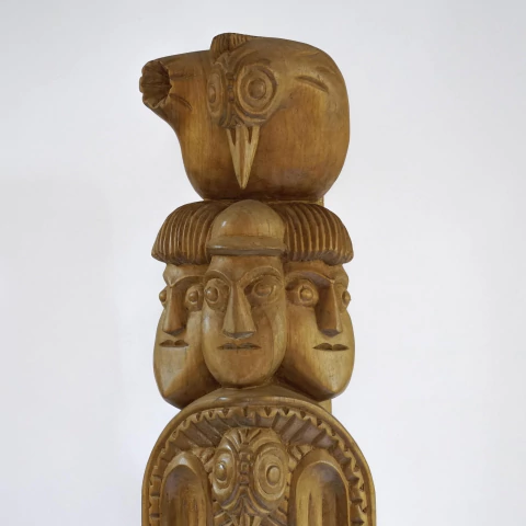 Totem em Madeira - Mestre Cornélio