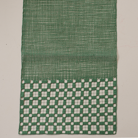 Caminho de Mesa em Renda Filé Verde