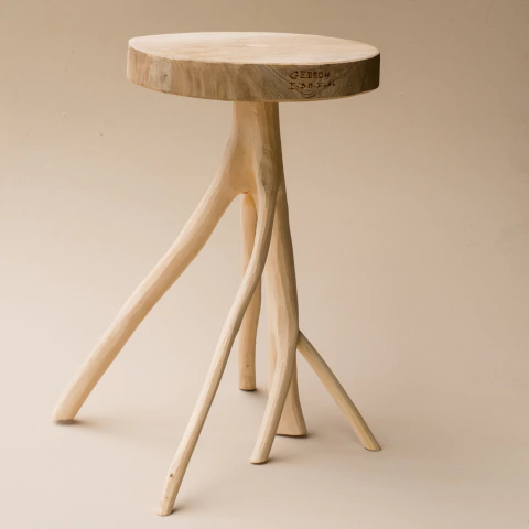 Banco em Madeira -Gedson Rosa