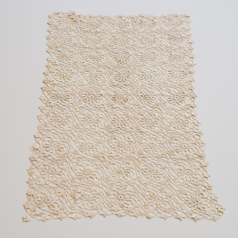 Toalha de Mesa em Crochê Fibra Natural de Buriti - 264 x 117 cm
