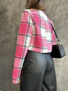 Blazer cropped flanelado - rosa - Cia Clothing