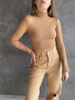 Cropped Sirena - neutral
