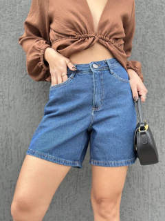 Shorts MOM jeans escuro - Cia Clothing
