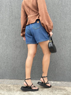 Shorts MOM jeans escuro - loja online