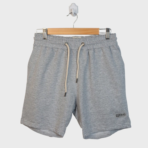 Short rustico liso en internet