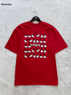REMERA WALKING OVER en internet