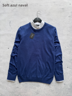 SWEATER SLIM SOFT LISO CUELLO O en internet