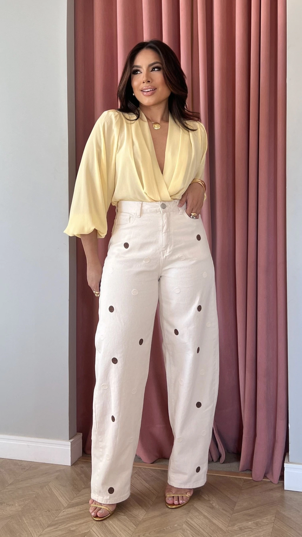CALÇA EM SARJA CHER