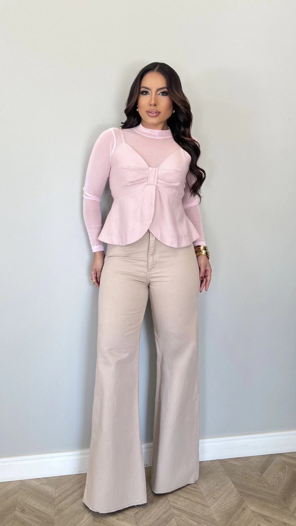 BLUSA EM TULE GOLA ALTA ELOÁ