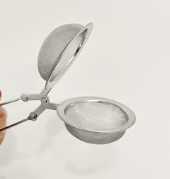 Infusor de Chá Pinça Inox - comprar online